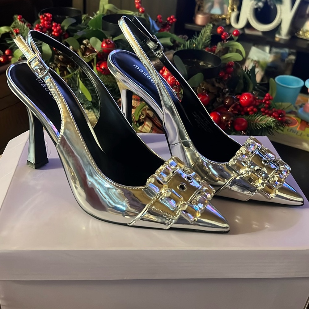 Madden girl silver heels